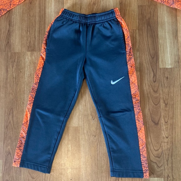 Nike Dri-Fit set - Picture 5 of 11